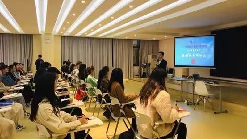 成人教育学历证，国家认可度揭秘